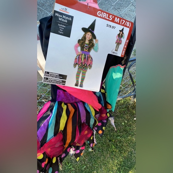 Cute Witch Costume NWT size 7/8 - Picture 2 of 3